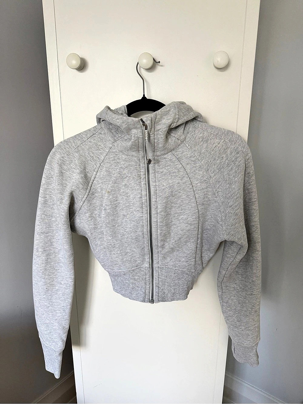 lululemon Scuba Full-Zip cropped Hoodie Gray